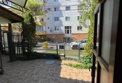Spațiu comercial, de 75 mp, în Complex Studențesc - 6