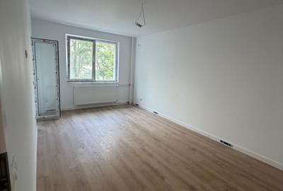Apartament cu 3 camere decomandat în Dristor - 9