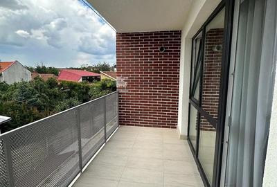 Apartament cu 3 camere decomandat în Iosia