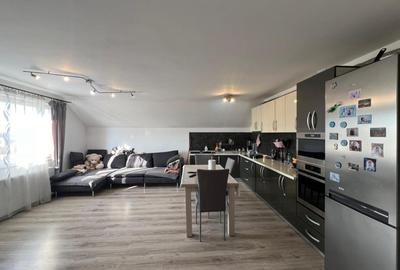 Apartament 3 camere,Victoriei ,zona Mărul de AUR - 4