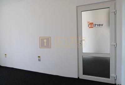 Vad comercial/acces facil, cladire mixta. - 6