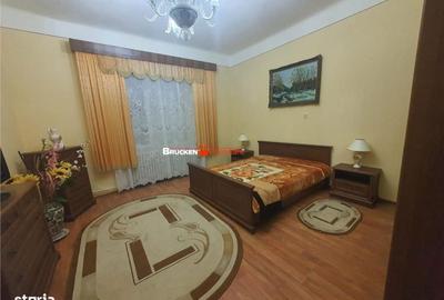 Casă cu 4 camere cu Teren 824 Mp în Central - 5