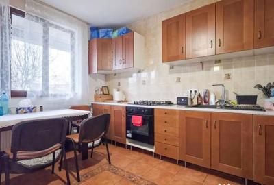 Casă cu 7 camere cu Canalizare în Dragomirești-Deal - 1