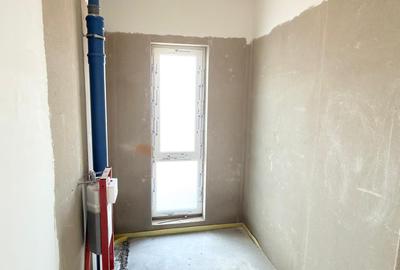 Apartament cu 3 camere semidecomandat în Torontalului - 3