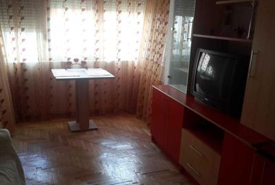 Apartament cu 2 camere decomandat în Central - 2