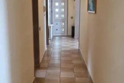 Casă cu Canalizare în Central - 8