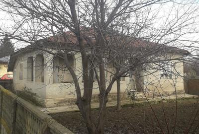 Casă cu 4 camere în Măicănești - 7