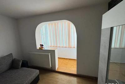 Apartament cu 2 camere decomandat în Central - 3