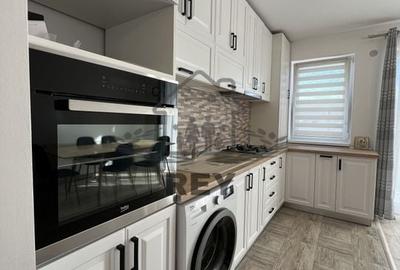 Apartament de vânzare 3 camere zona Balanta/Parcare sub și supra terană - 1