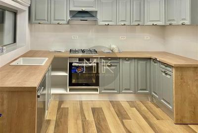 Casă individuală cu 8 camere cu Canalizare în Băneasa - 18