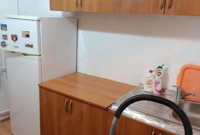 Proprietar vand apartament 1camera Arad - 2