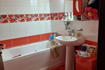 Apartament cu 3 camere decomandat în Băceni - 5