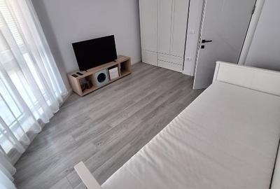 3 camere mobilat - 75mp utili | +80mp terasa | +parcare | Proprietar - 13