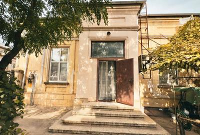 Casă istorică de vânzare pe Strada Domnească – Investiție cu mare potențial! - 2