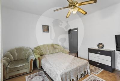 Casa singur in curte Schei - 13