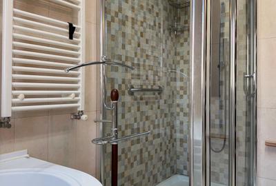 Casă individuală cu 6 camere cu Canalizare în Calea Plevnei - 20