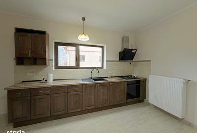 Casă cu 3 camere cu Teren 400 Mp în Piatra Arsă - 7