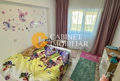 4 CAMERE RENOVAT - ETAJ 3 - BLOC DIN 1990 - ROND ZIMBRU - 8