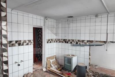 Spațiu comercial, de 36 mp, în Central - 9