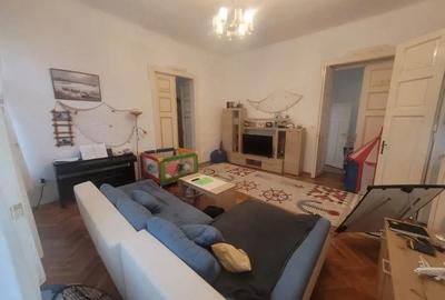 Apartament cu 3 camere semidecomandat în P-ța Maria - 4