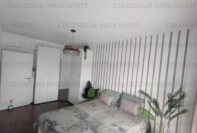 Apartament cu 3 camere, decomandat - zona Tractorul - 1