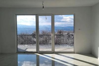 Casă individuală cu 4 camere cu Canalizare în Iris - 1