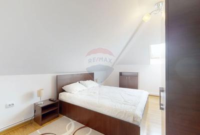 Casă cu 7 camere cu Teren 883 Mp în Bran - 18