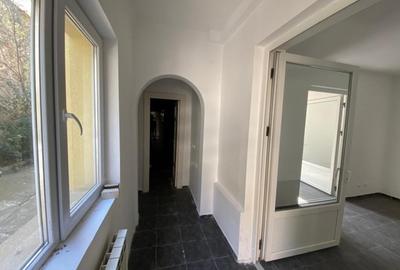 Casă individuală cu 4 camere cu Canalizare în Basarab - 11