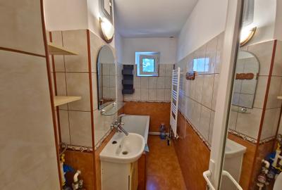 Groapă Inel II 3 Camere  Etaj 1  Semidecomandat  Centrală Gaz  Mobilat - 8