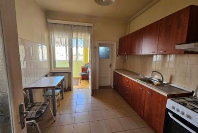 Apartament cu 3 camere decomandat în Exterior Vest - 6