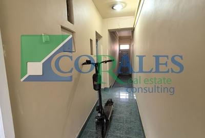 Casă individuală cu 7 camere cu Canalizare în Traian - 5