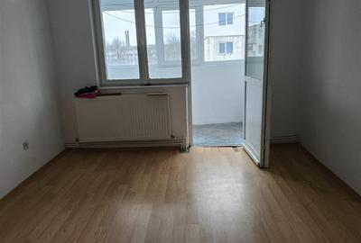 Apartament cu 2 camere semidecomandat în Hipodrom - 2