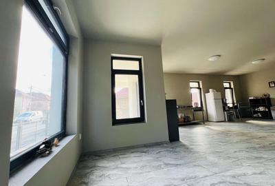 Spațiu comercial, de 140 mp, în Mărăști - 2