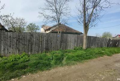 Casă cu 2 camere cu Teren 301 Mp în Târgu Secuiesc - 2