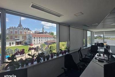 Spațiu comercial, de 500 mp, în Ultracentral - 2