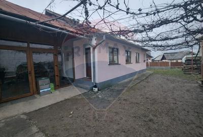 Casă individuală cu 5 camere cu Teren 1497 Mp în Sarasău - 5