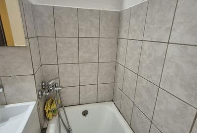 Garsonieră decomandată în Florilor - 4