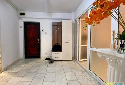 Capitol, bd. Mamaia, 2 camere, gaze, mobilat, Constanta - 3