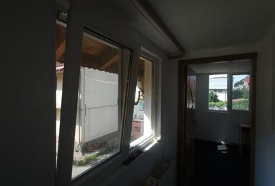 Casă cu 4 camere cu Teren 200 Mp în Apărătorii Patriei - 9