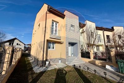 Casă / Vilă de vânzare complex Anl Hanri Coanda în zona Aviatiei - 30