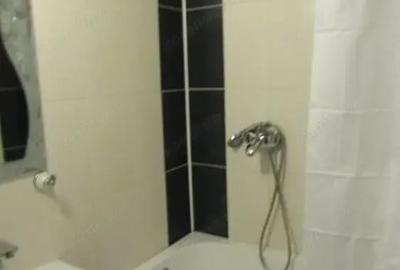 Apartament cu 2 camere decomandat în Calea București