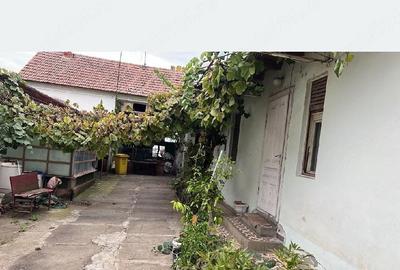 Spațiu comercial, de 200 mp, în Central - 4