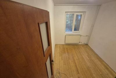 Apartament 3 camere etajul 2 - Sector 4 - Bd. C-tin Brancoveanu - 5