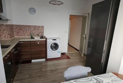 Garsonieră decomandată în Gării