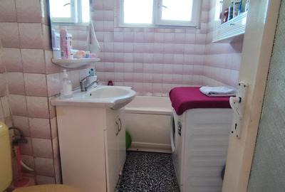 Apartament cu 3 camere semidecomandat în Central - 3