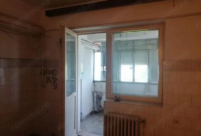 Apartament spatios 4 camere, Dorobanti, Braila Apartament spatios 4 camere, Dorobanti, Braila - 3