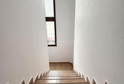 Casă cu 10 camere cu Teren 211 Mp în Central - 13