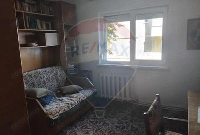 Apartament cu 3 camere, de inchiriat, in Baia Mare - 2