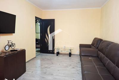 Apartament cu 2 camere decomandat în Republicii - 2