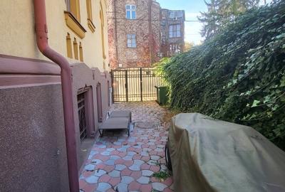 Vila boiereasca, superba, strada, linistita, nelipita de vreun alt imobil Vila boiereasca, superba, strada, linistita, nelipita de vreun alt imobil - 41